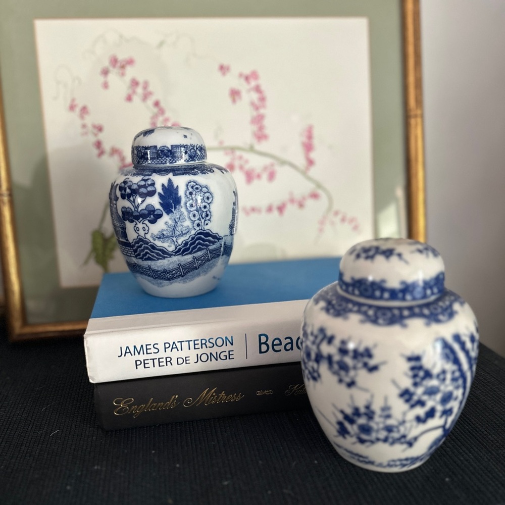 SOLD 3 VTG Chinoiserie, Blue & White Small Ginger Jars with Lids